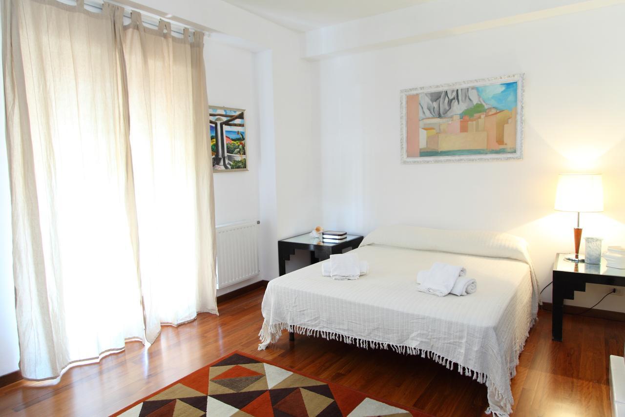 Family House - By Vacation Service Cefalù Eksteriør billede